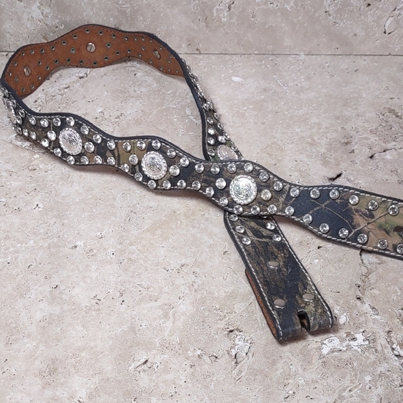 Nocona Crystal Studded "Mossy Oak" Leather Belt (no buckle) - Picture 1 of 5